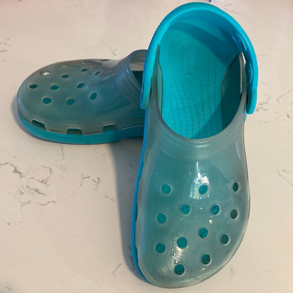 Crocs Mens 4 Woman’s 6